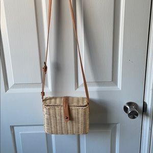Woven basket purse